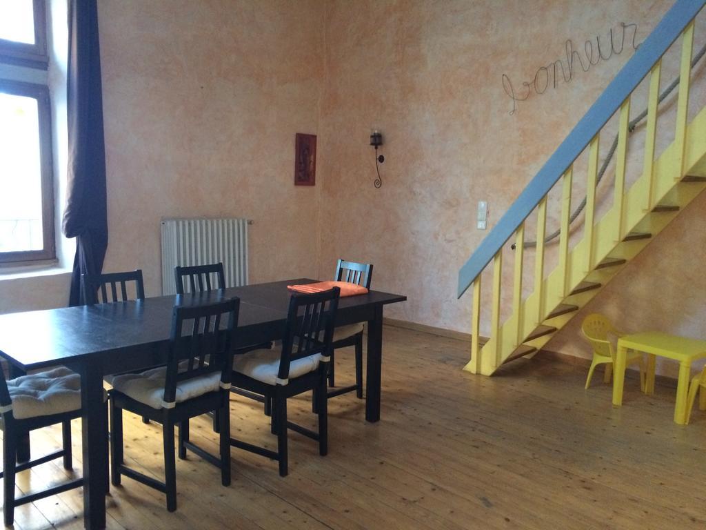 ペズナDuplex Avec Terrasse Tropezienneアパートメント エクステリア 写真
